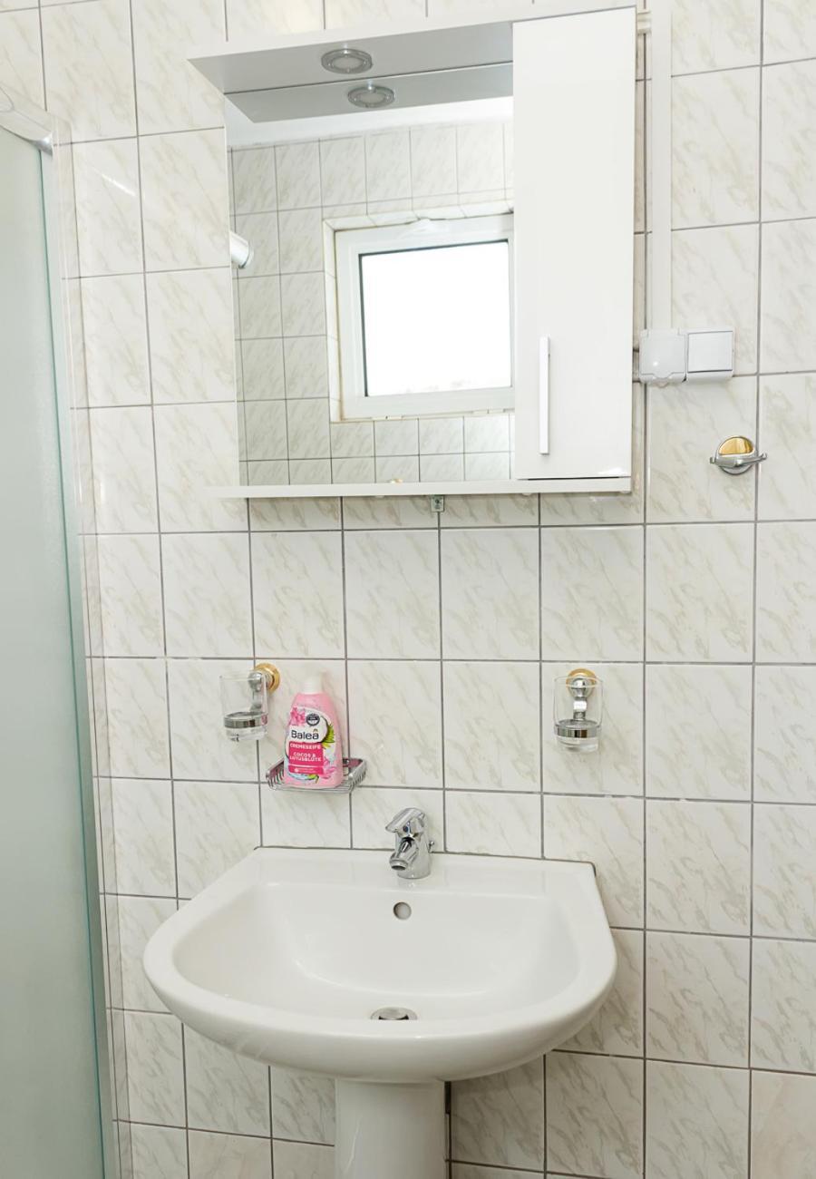 Appartamento Two Identical Designer 2Bd Flats With Sea View In Balchik By Flat Mаnager Esterno foto